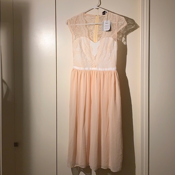 Brand new with tags ASOS lace dress - Picture 1 of 4